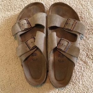 Suede Arizona Birkenstock Sandals (Softbed)